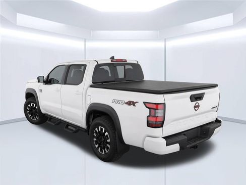 Used 2023 Nissan Frontier PRO-4X w/ Tow Package AWD/4WD image 5