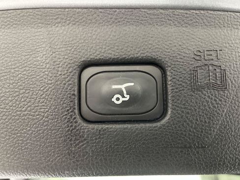 Used 2024 Ford Edge SEL w/ Convenience Package AWD/4WD image 30