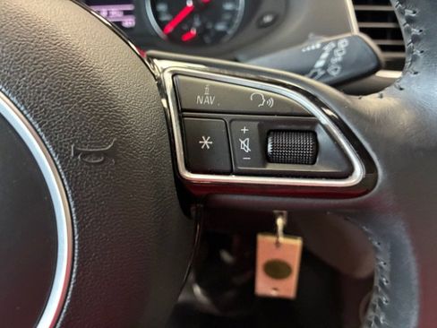 Used 2017 Audi Q3 2.0T Premium image 21