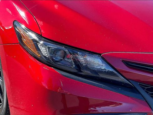 Used 2023 Toyota Camry SE image 28