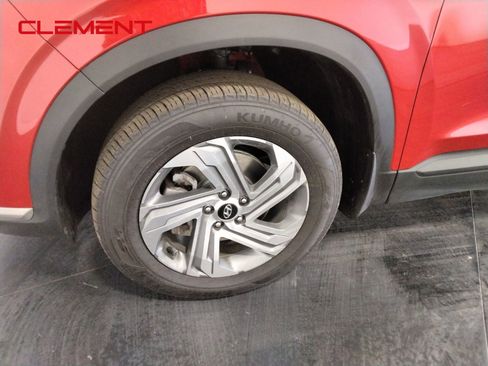 Used 2023 Hyundai Santa Fe SEL w/ Winter Weather Package image 39