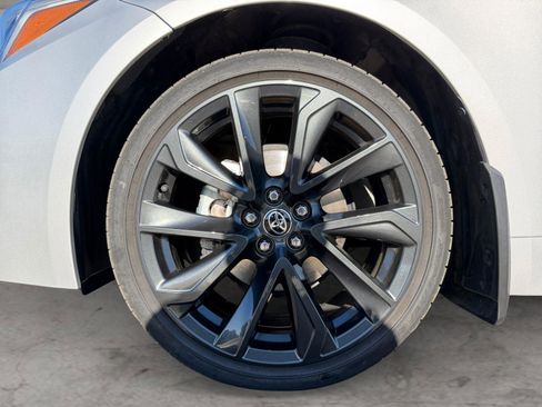 Used 2024 Toyota Corolla SE image 8