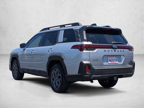 Used 2026 Subaru Outback Premium AWD/4WD image 8