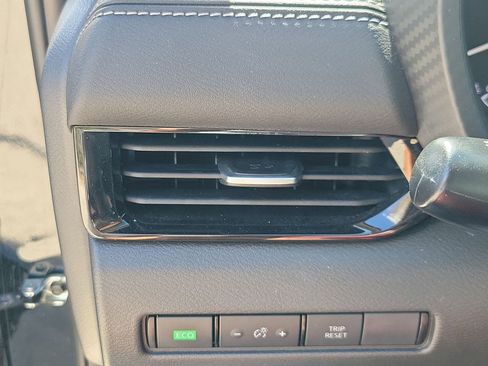 Used 2025 Nissan Sentra SV image 30