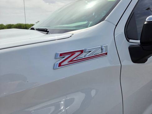 Used 2025 Chevrolet Silverado 1500 LTZ w/ Z71 Off-Road Package AWD/4WD image 14