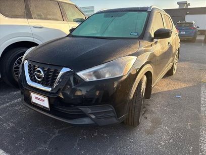 Certified 2019 Nissan Kicks SV