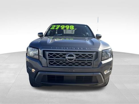 Used 2022 Nissan Frontier SV image 9