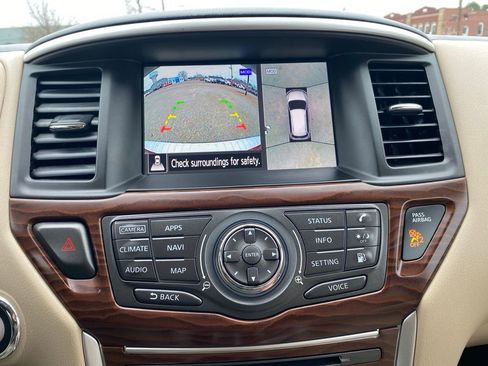 Used 2020 Nissan Pathfinder Platinum w/ Cargo Package image 14