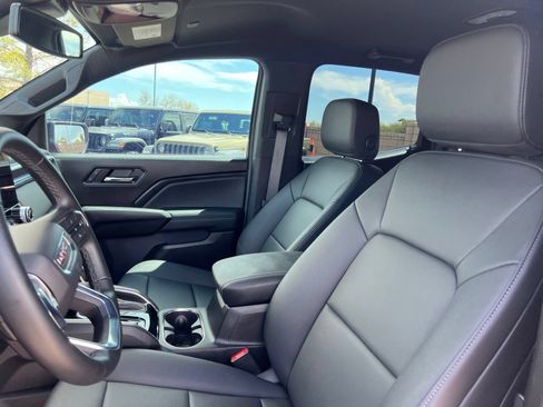 Used 2025 GMC Canyon Elevation w/ Convenience Package AWD/4WD image 27