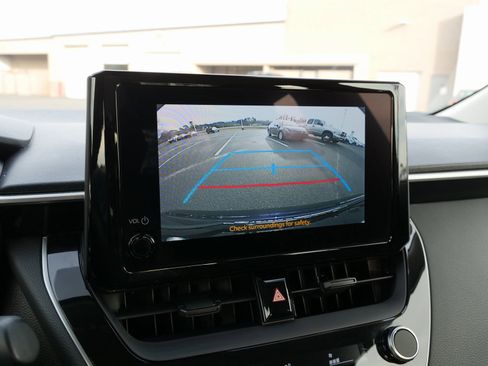 Used 2024 Toyota Corolla LE image 26