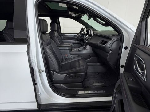 Used 2023 Chevrolet Tahoe RST w/ Luxury Package image 5