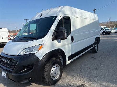Used 2023 RAM ProMaster 2500 image 6