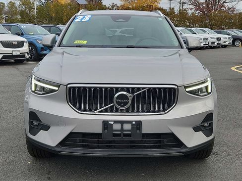 Certified 2023 Volvo XC40 B5 Plus w/ Protection Package Premier image 2