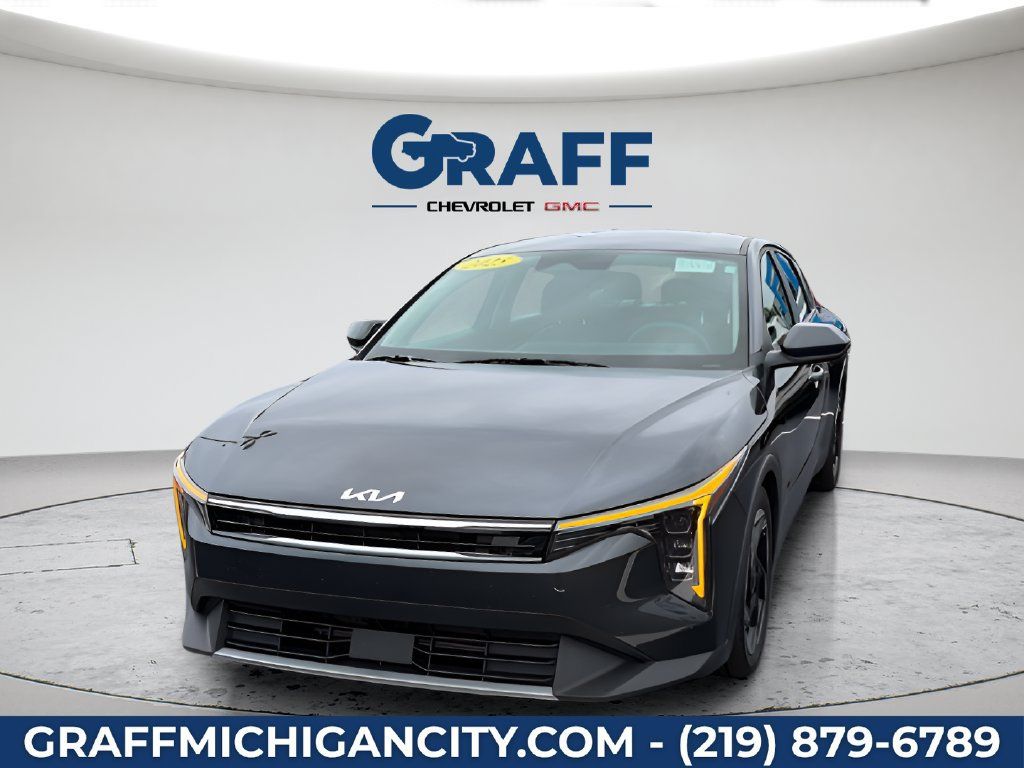 Used 2025 Kia K4 EX FWD image 12