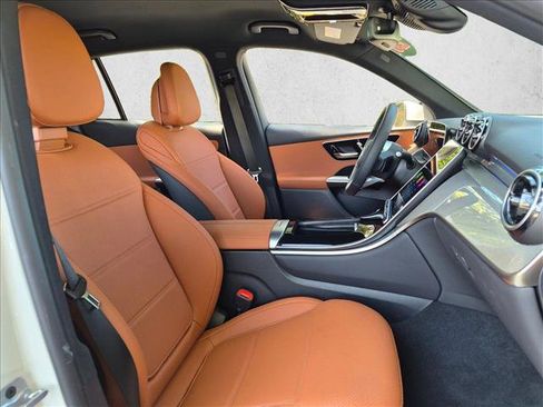 Certified 2026 Mercedes-Benz GLC 300 image 19