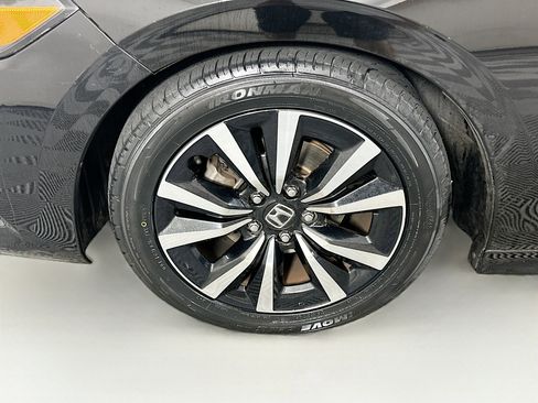 Used 2022 Honda Civic EX image 11