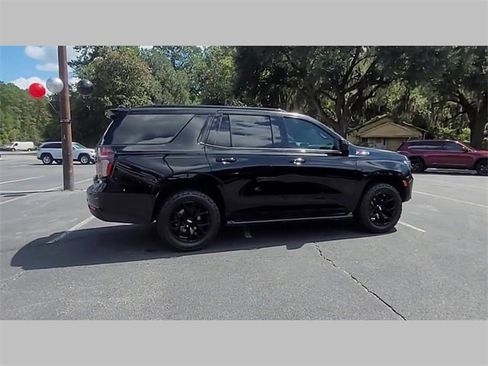 Used 2022 Chevrolet Tahoe Z71 image 32