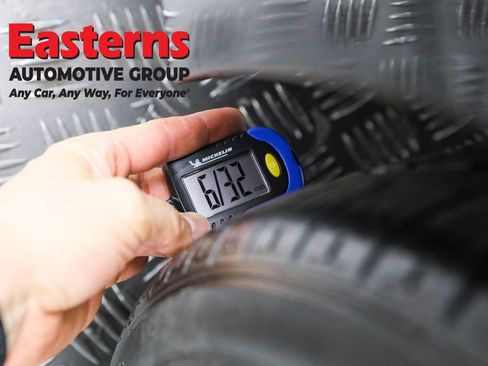 Used 2022 INFINITI Q50 Sensory image 30