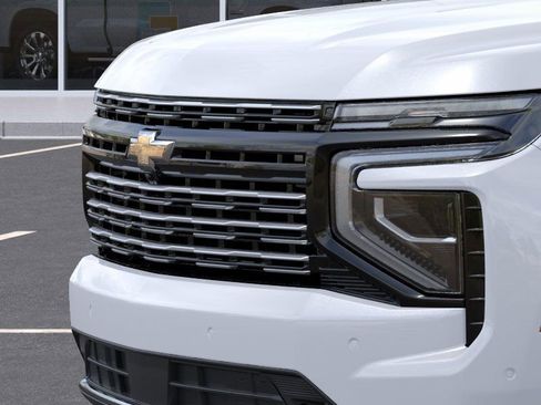New 2026 Chevrolet Suburban High Country image 14
