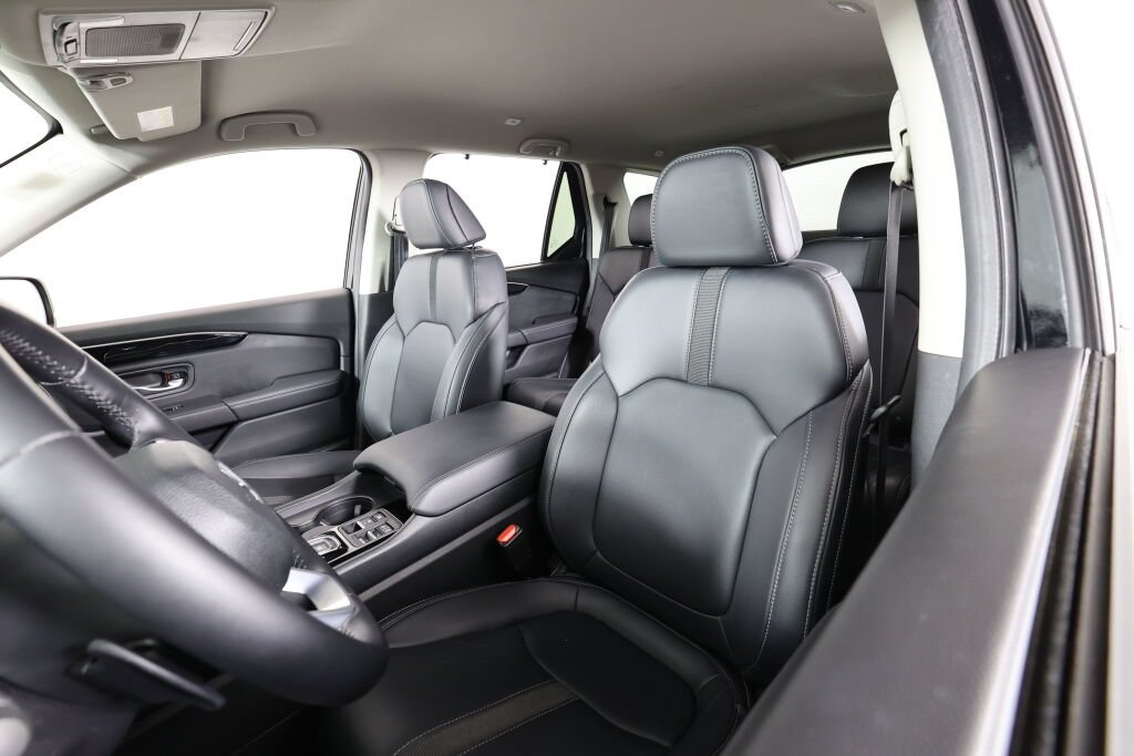 Used 2024 Honda Pilot EX-L image 11