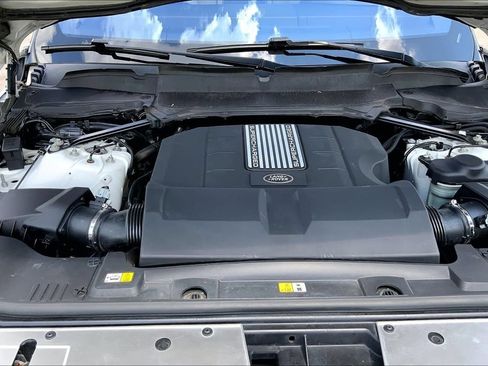 Used 2017 Land Rover Range Rover Supercharged AWD/4WD image 28