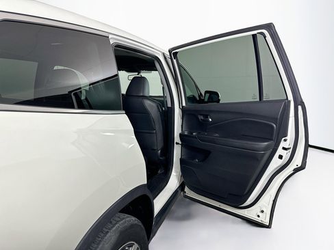 Used 2017 Honda Pilot EX-L image 31