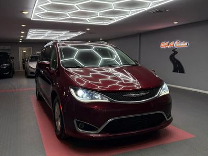Used 2018 Chrysler Pacifica Touring-L Plus w/ Advanced Safetytec Group
