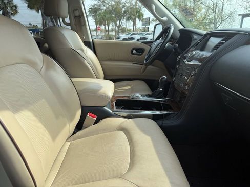 Used 2020 Nissan Armada SL w/ Premium Package image 11