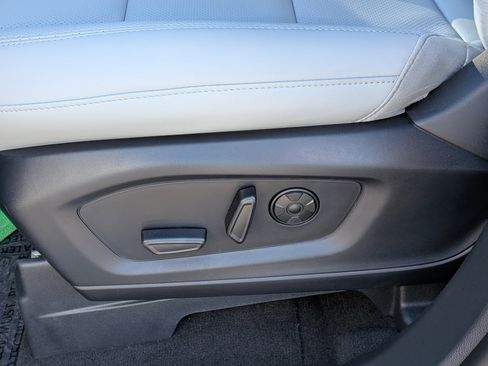 New 2026 Ford Explorer Platinum w/ LUX Leather Package image 24