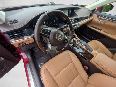 Used 2017 Lexus ES 350 w/ Luxury Package FWD image 12