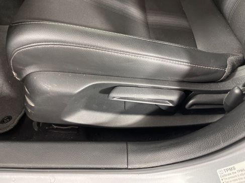 Used 2025 Honda Civic Sport image 22