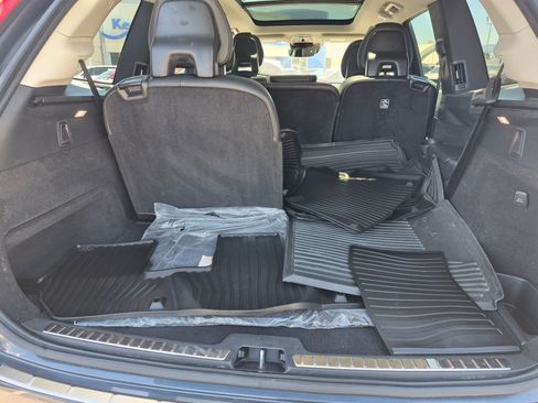 Used 2021 Volvo XC90 T5 Momentum w/ Climate Package AWD/4WD image 31
