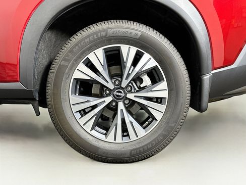 Used 2023 Nissan Rogue SV image 11