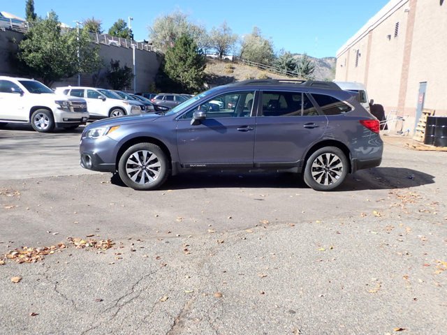 Used 2017 Subaru Outback 3.6R Limited AWD/4WD image 2