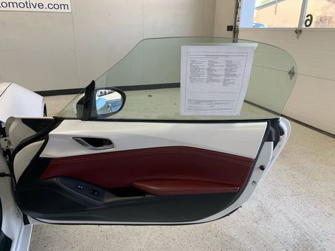 Used 2020 MAZDA MX-5 Miata Grand Touring image 26