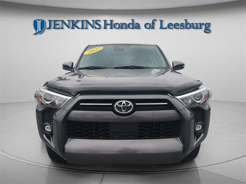 Used 2022 Toyota 4Runner SR5 Premium w/ Moonroof Package image 2
