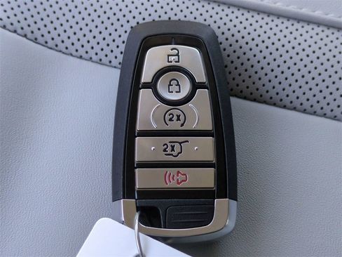 New 2025 Ford Expedition Platinum w/ Platinum Ultimate Package image 28