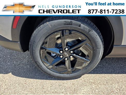 New 2026 Chevrolet Equinox EV LT w/ Comfort Package FWD image 9