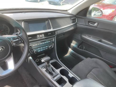 Used 2020 Kia Optima LX FWD image 14