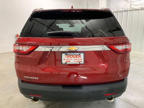 Used 2018 Chevrolet Traverse LT FWD image 6