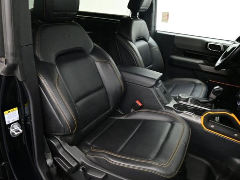 Used 2023 Ford Bronco Badlands image 22