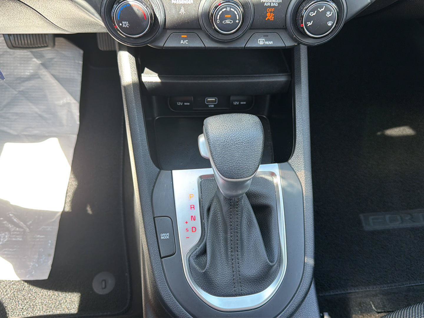 Used 2023 Kia Forte LXS FWD image 20