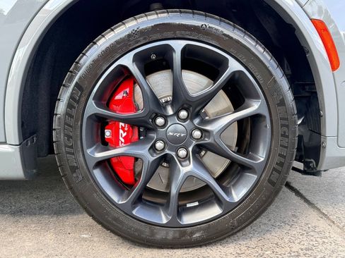 Used 2021 Dodge Durango SRT Hellcat w/ Technology Group AWD/4WD image 13
