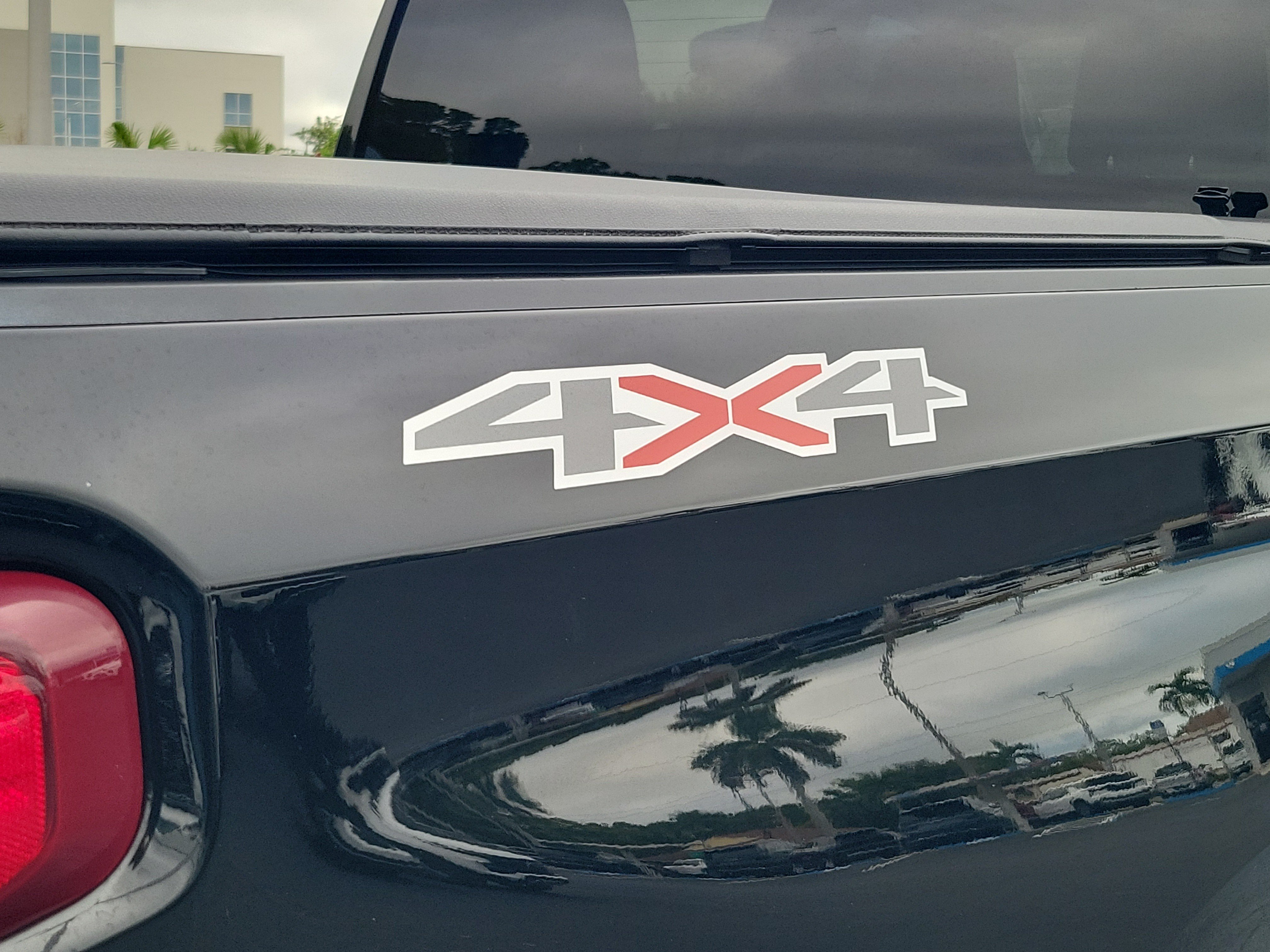 Used 2022 Chevrolet Silverado 1500 Custom AWD/4WD image 5