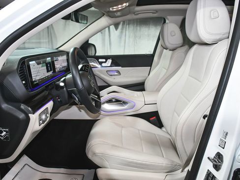 Used 2025 Mercedes-Benz GLE 450e 4MATIC w/ AMG Line Exterior image 53