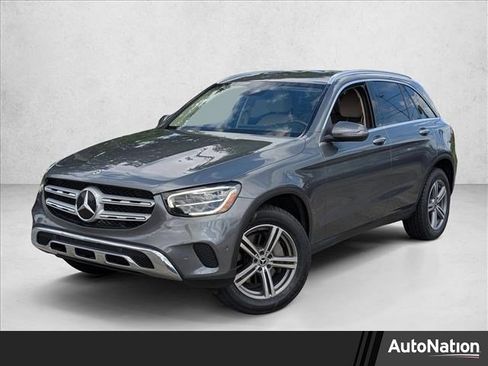 Used 2022 Mercedes-Benz GLC 300 image 1