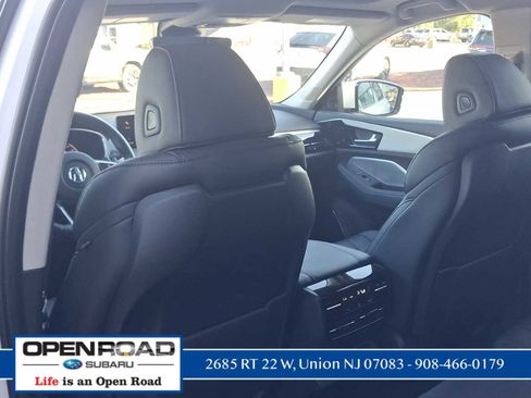 Used 2024 Acura MDX SH-AWD image 16
