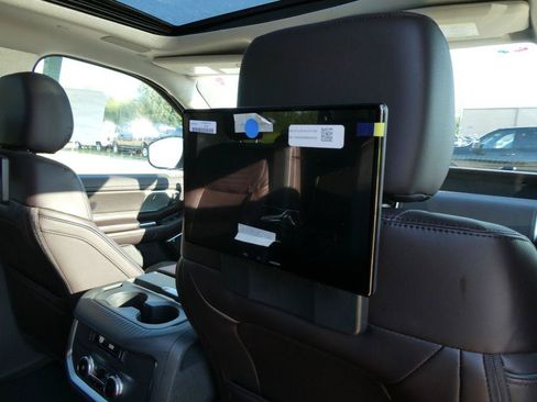 New 2027 Ford Expedition Max Platinum w/ Platinum Ultimate Package AWD/4WD image 13