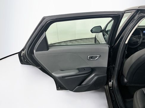Used 2025 Kia K4 FWD image 24