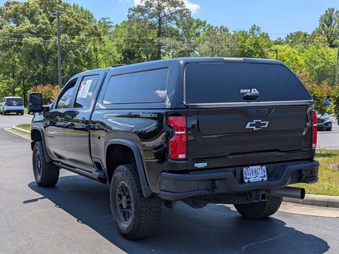 Used 2024 Chevrolet Silverado 2500 ZR2 w/ ZR2 Bison Edition AWD/4WD image 7